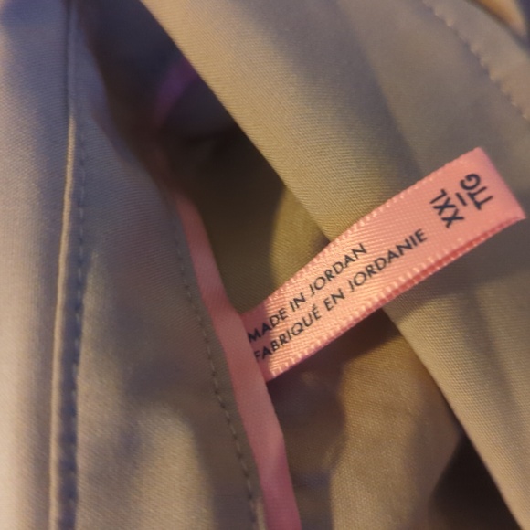 L/XXL: Modern Ambition Travel Shirt - Picture 12 of 14